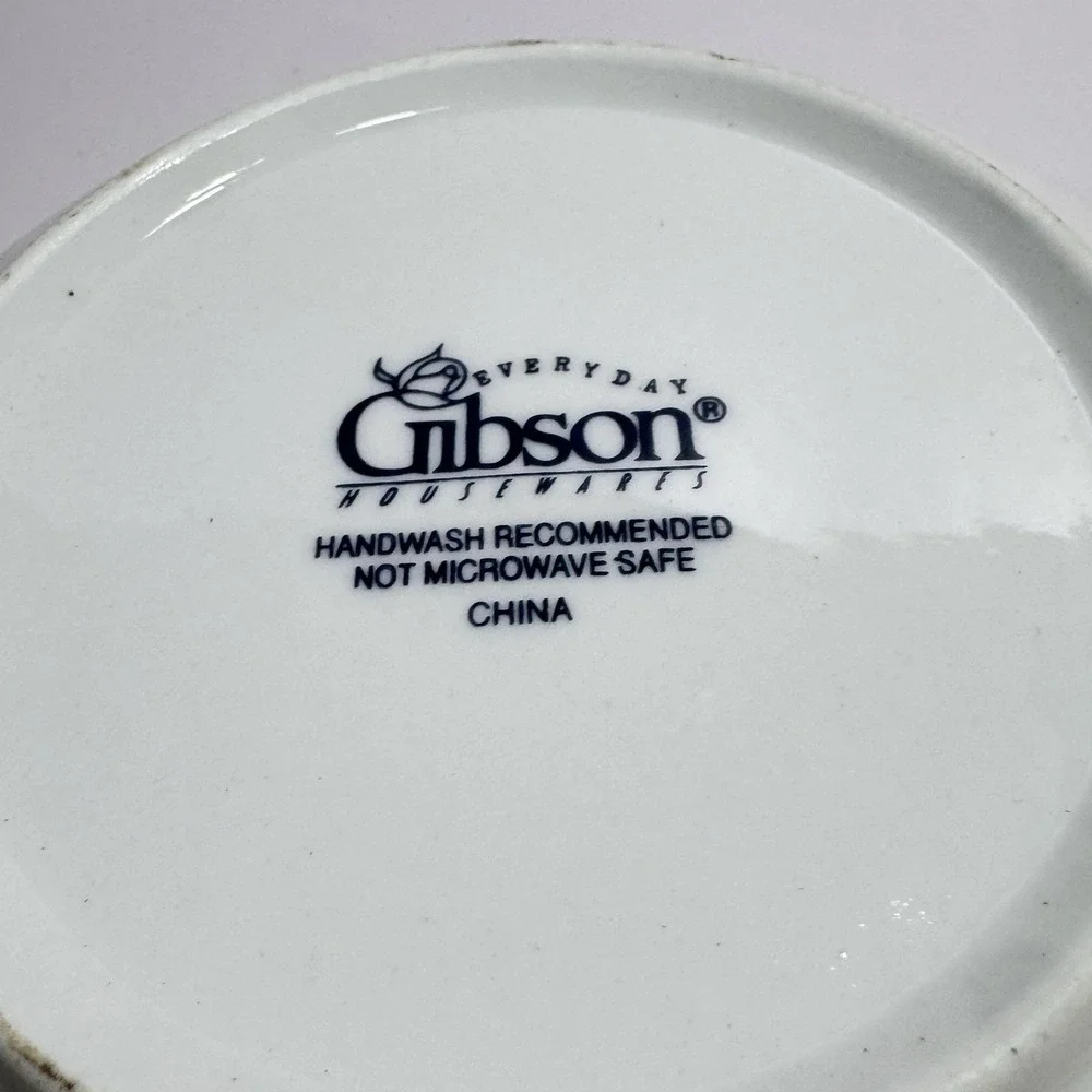 Gibson Poinsettia Christmas Holiday Vegetable Servicing Bowl Large Vtg 9.5